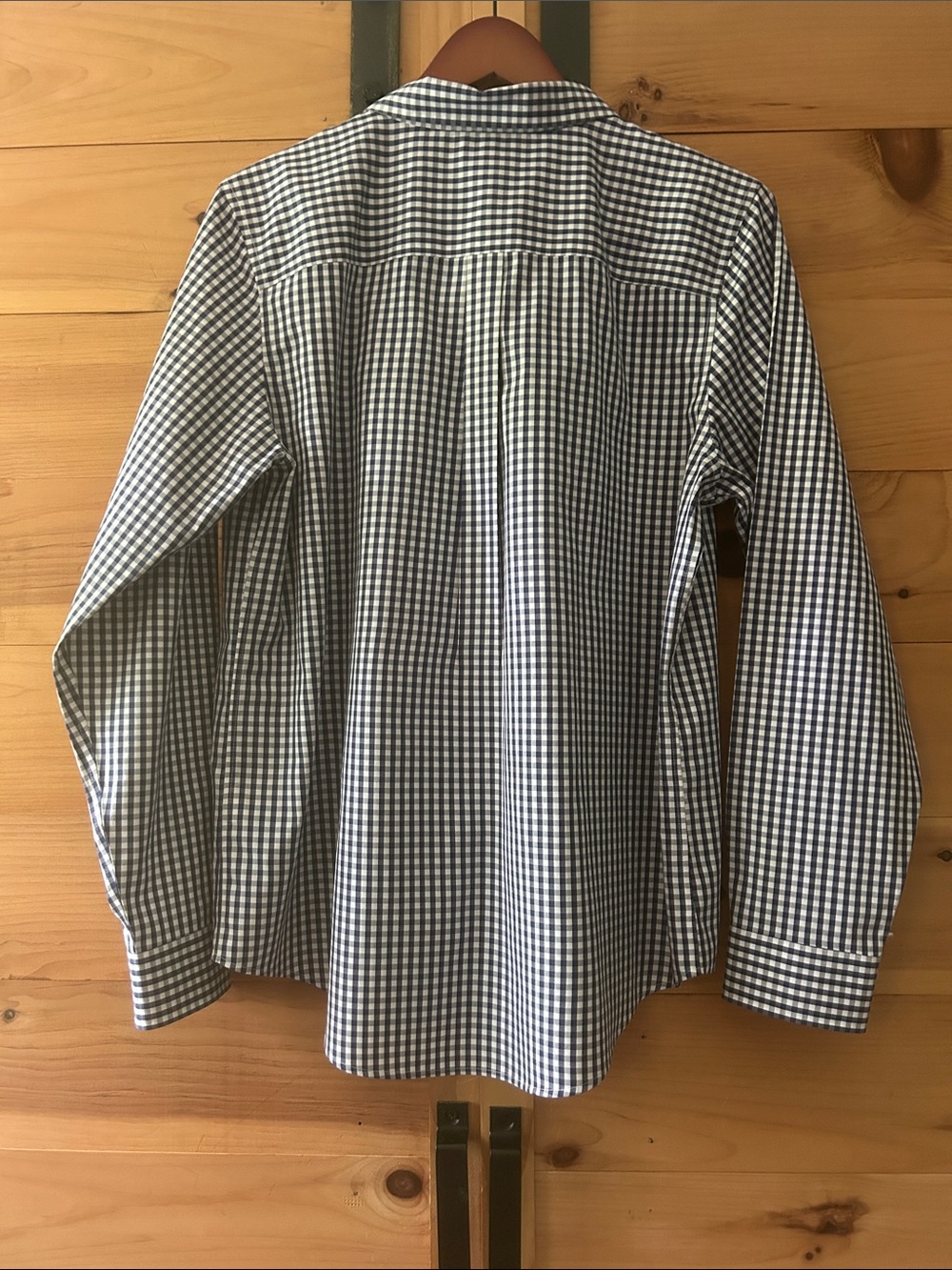 L.L. Bean Women’s 100% Cotton Wrinkle Free Navy White Gingham Shirt Large - Picture 2 of 5